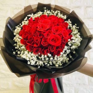 bo-hoa-hong-do-don-tim-nang-dienhoaonline-010321